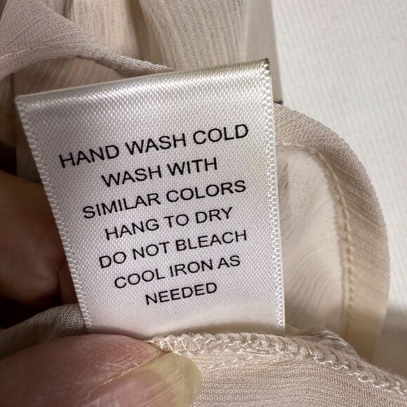 Versona Sheer XL Cream Floral Boho Top Blouse Bell Sleeves Office Dinner Party - Picture 3 of 10